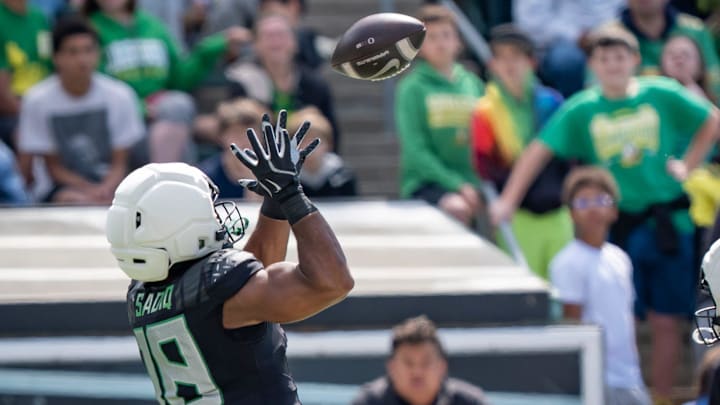Kenyon Sadiq is perhaps the one indispensable weapon in the 2025 Oregon offense. Even if he needs a week off, the Ducks go to four wides and stay on the attack.