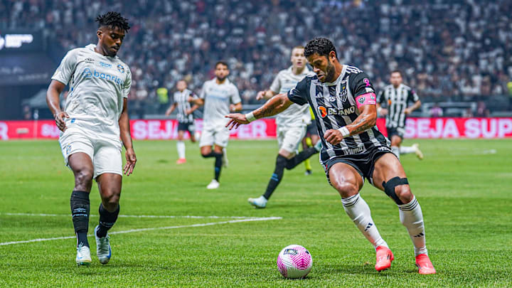 Hulk participou de forma decisiva do duelo