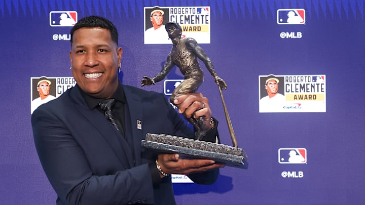 Salvador Pérez también ganó el premio Roberto Clemente