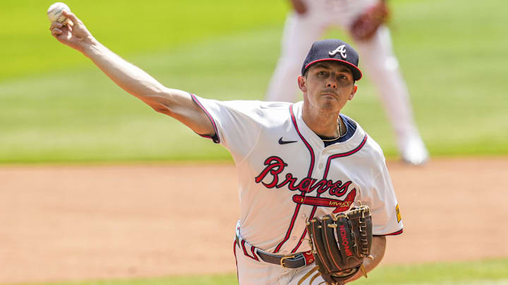 Apr 11, 2024; Cumberland, Georgia, USA; Atlanta Braves starting pitcher Allan Winans (72) pitches against the New York Mets during the first inning at Truist Park. Mandatory Credit: Dale Zanine-Imagn Images