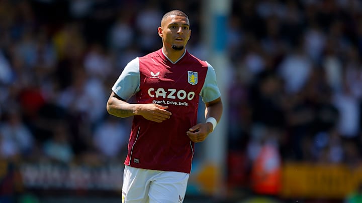 Diego Carlos sofreu grave lesão e perderá a temporada 2022/23