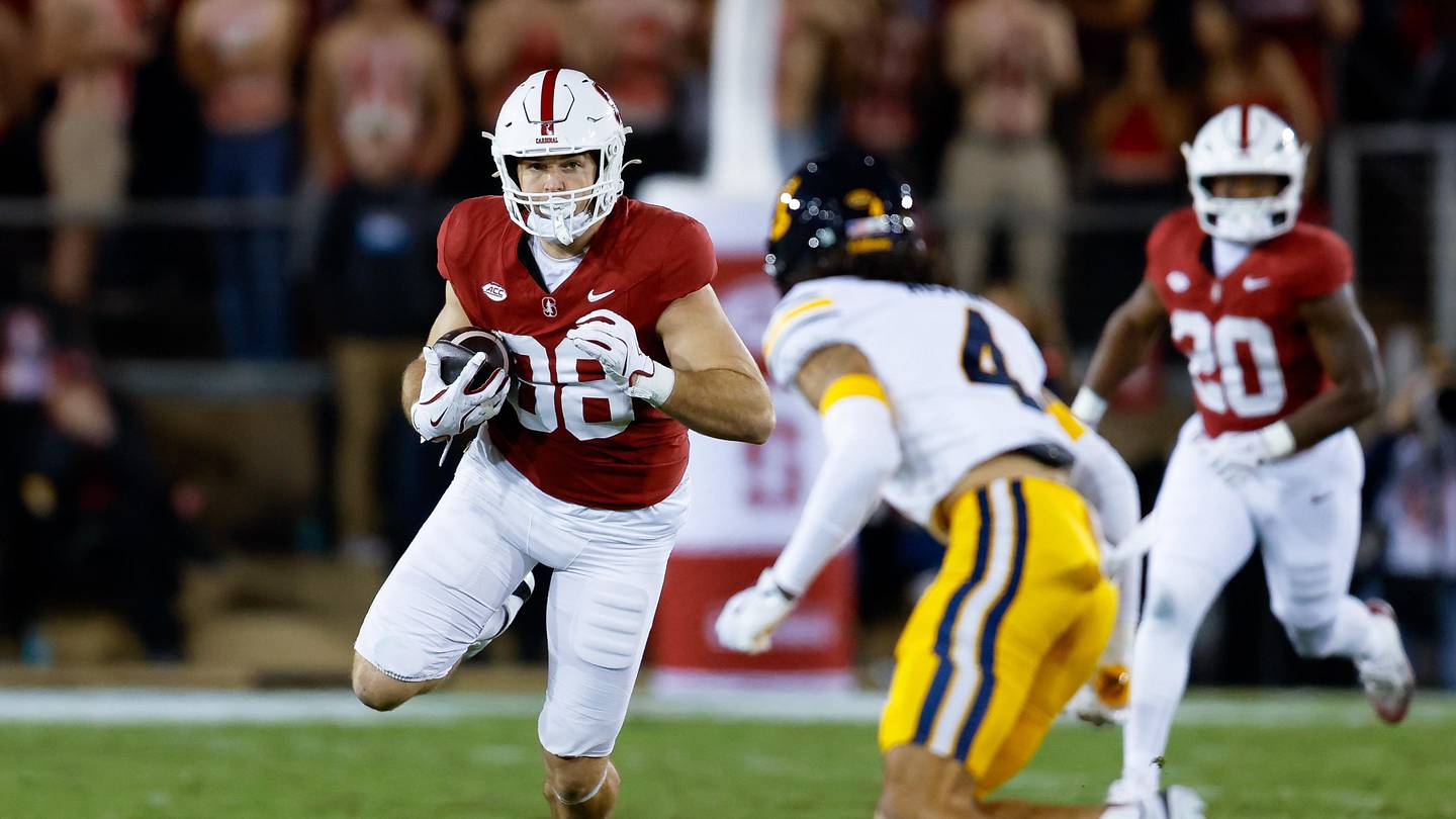 Stanford Football's Post-Spring Depth Chart Has Some Surprises at Wide Receiver