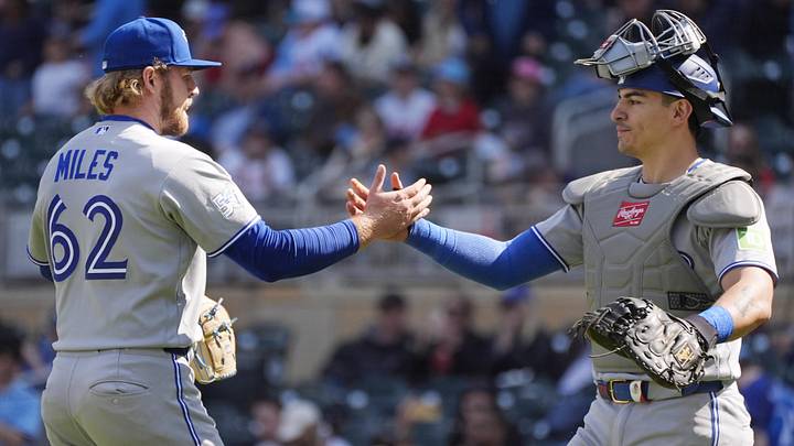 May 2, 2026; Minneapolis, Minnesota, USA; Toronto Blue Jays starting pitcher Spencer Miles (62) and catcher Brandon Valenzuela (59) celebrate the win over the Minnesota Twins after the game at Target Field. May 2, 2026; Minneapolis, Minnesota, USA; Toronto Blue Jays starting pitcher Spencer Miles (62) and catcher Brandon Valenzuela (59) celebrate the win over the Minnesota Twins after the game at Target Field.