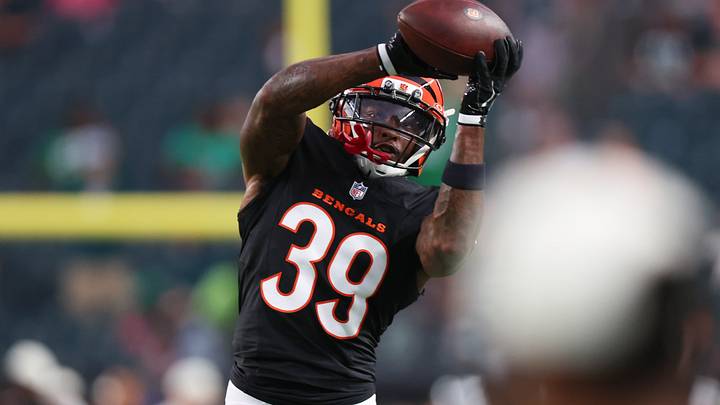Aug 28, 2026; Philadelphia, Pennsylvania, USA; Cincinnati Bengals safety Russ Yeast (39) before action against the Philadelphia Eagles at Lincoln Financial Field. Mandatory Credit: Bill Streicher-Imagn Images Aug 28, 2026; Philadelphia, Pennsylvania, USA; Cincinnati Bengals safety Russ Yeast (39) before action against the Philadelphia Eagles at Lincoln Financial Field. Mandatory Credit: Bill Streicher-Imagn Images