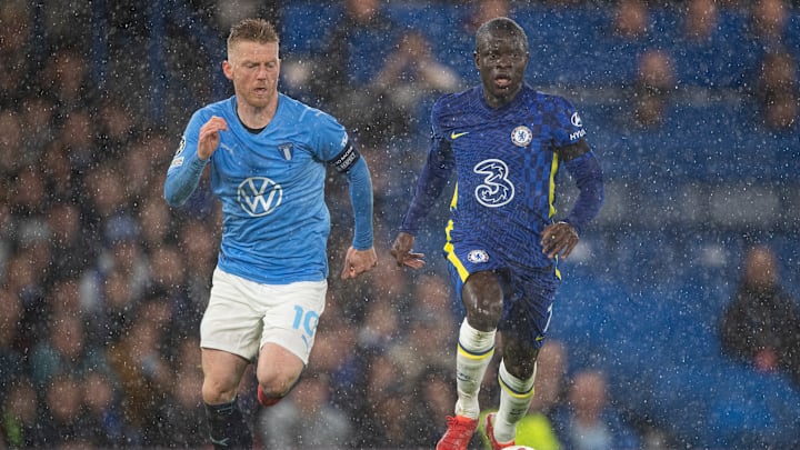 Confiantes depois da rodada perfeita na Premier League, Blues tentam emplacar mais um triunfo na Liga dos Campeões