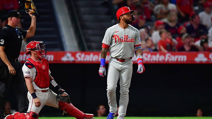 Aug 28, 2026; Anaheim, California, USA; Philadelphia Phillies left fielder Edmundo Sosa (33) hits a grand slam home run against the Los Angeles Angels during the ninth inning at Angel Stadium. Mandatory Credit: Gary A. Vasquez-Imagn Images Aug 28, 2026; Anaheim, California, USA; Philadelphia Phillies left fielder Edmundo Sosa (33) hits a grand slam home run against the Los Angeles Angels during the ninth inning at Angel Stadium. Mandatory Credit: Gary A. Vasquez-Imagn Images