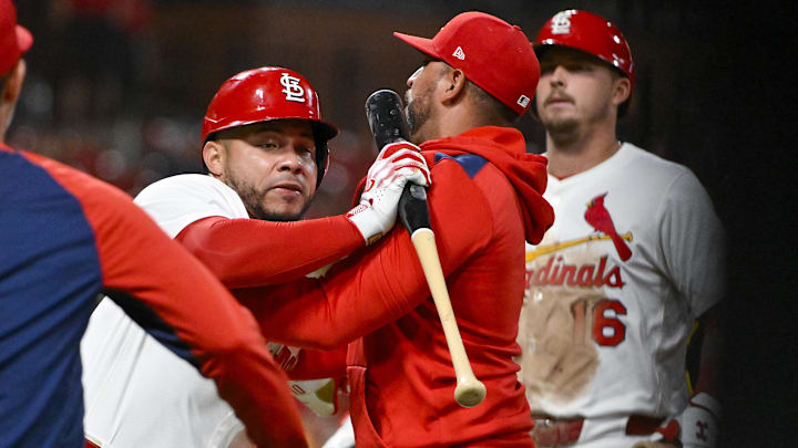 Aug 25, 2025; St. Louis, Missouri, USA; St. Louis Cardinals designated hitter Willson Contreras (40) is held back by manager Oliver Marmol (37) after he was ejected by umpire Derek Thomas (not pictured) during the seventh inning against the Pittsburgh Pirates at Busch Stadium. Mandatory Credit: Jeff Curry-Imagn Images Aug 25, 2025; St. Louis, Missouri, USA; St. Louis Cardinals designated hitter Willson Contreras (40) is held back by manager Oliver Marmol (37) after he was ejected by umpire Derek Thomas (not pictured) during the seventh inning against the Pittsburgh Pirates at Busch Stadium. Mandatory Credit: Jeff Curry-Imagn Images
