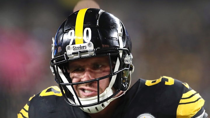 Oct 28, 2024; Pittsburgh, Pennsylvania, USA; Pittsburgh Steelers linebacker T.J. Watt (90) reacts on the field against the New York Giants during the third quarter at Acrisure Stadium. Mandatory Credit: Charles LeClaire-Imagn Images Oct 28, 2024; Pittsburgh, Pennsylvania, USA; Pittsburgh Steelers linebacker T.J. Watt (90) reacts on the field against the New York Giants during the third quarter at Acrisure Stadium. Mandatory Credit: Charles LeClaire-Imagn Images