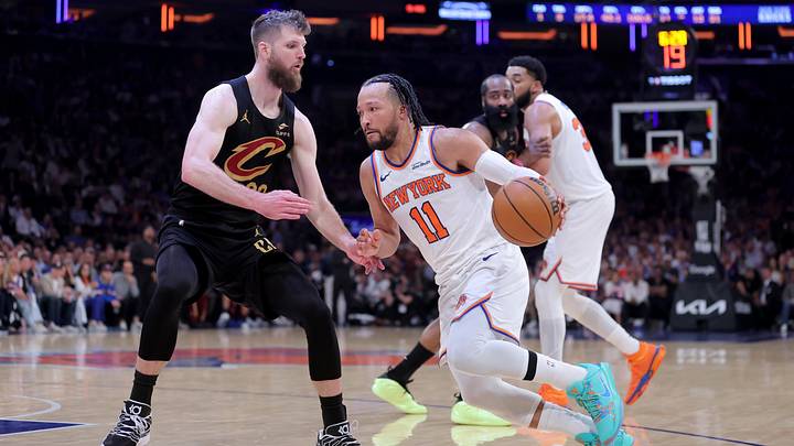May 19, 2026; New York, New York, USA; New York Knicks guard Jalen Brunson (11) drives to the basket against Cleveland Cavaliers forward Dean Wade (32) during the third quarter of game one of the eastern conference finals during the 2026 NBA playoffs at Madison Square Garden. May 19, 2026; New York, New York, USA; New York Knicks guard Jalen Brunson (11) drives to the basket against Cleveland Cavaliers forward Dean Wade (32) during the third quarter of game one of the eastern conference finals during the 2026 NBA playoffs at Madison Square Garden.