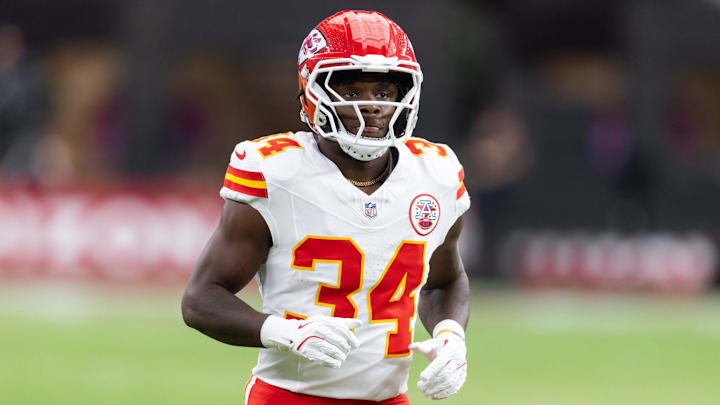 Aug 9, 2025; Glendale, Arizona, USA; Kansas City Chiefs running back Elijah Young (34) against the Arizona Cardinals during a preseason NFL game at State Farm Stadium.
