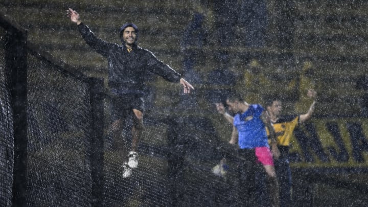 Entre el romance y la violencia, la historia del fútbol argentino.