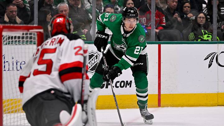Dallas Stars left wing Jason Robertson (21) during the game between the Dallas Stars and the New Jersey Devils: Jerome Miron-Imagn Images