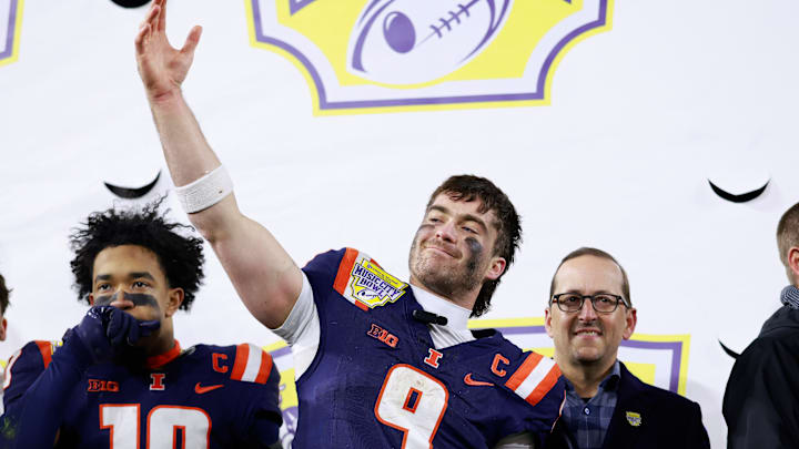 2025 Liberty Mutual Music City Bowl - Tennessee v Illinois