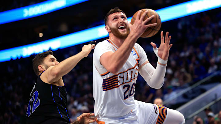 Phoenix Suns v Dallas Mavericks