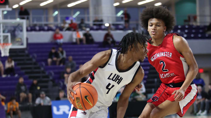 Kayden Mingo (4), pictured competing for the Long Island Lutheran boys basketball team, was named the Gatorade New York Player of the Year.