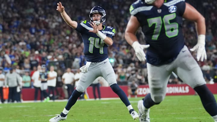 Seattle Seahawks quarterback Sam Darnold (14) throws a pass against the Arizona Cardinals at State Farm Stadium in Glendale on Sept. 25, 2025.