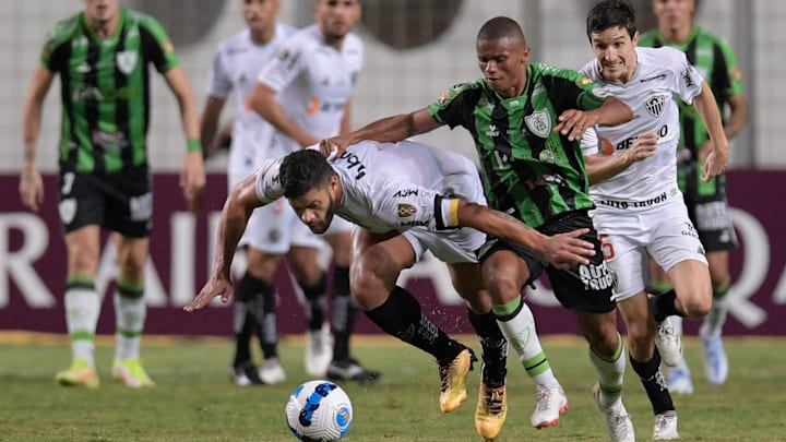 América-MG e Atlético-MG abrirão a quinta rodada do Campeonato Brasileiro. Veja marcas que o Coelho tenta quebrar. América-MG e Atlético-MG abrirão a quinta rodada do Campeonato Brasileiro. Veja marcas que o Coelho tenta quebrar.