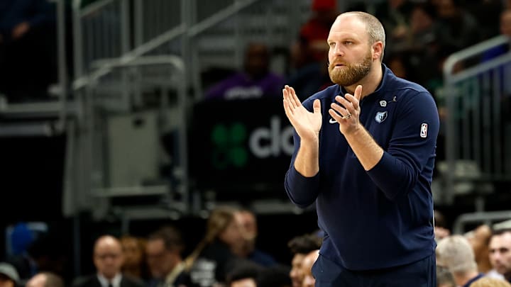 Memphis Grizzlies v Milwaukee Bucks