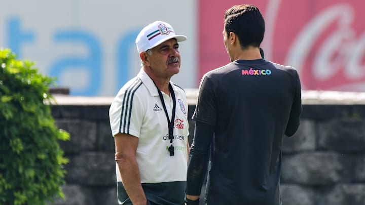 FBL-FRIENDLY-MEX-TRAINING