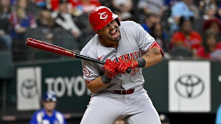 Cincinnati Reds first baseman Christian Encarnacion-Strand (33)