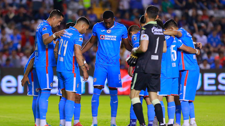 Jugadores de Cruz Azul en el partido ante Querétaro. Jugadores de Cruz Azul en el partido ante Querétaro.