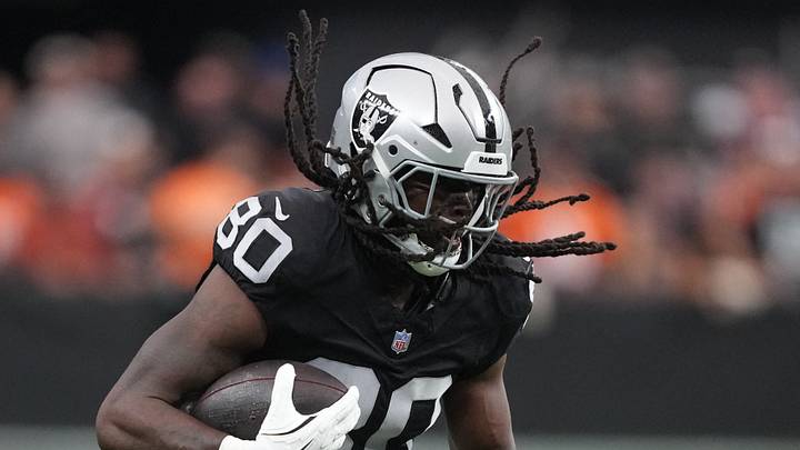 Las Vegas Raiders TE Ian Thomas Las Vegas Raiders TE Ian Thomas