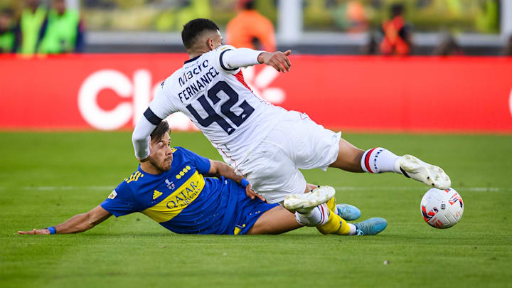 Boca Juniors v Tigre: Argentine Professional League Cup Final