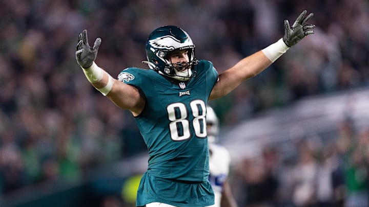 Nov 5, 2023; Philadelphia, Pennsylvania, USA; Philadelphia Eagles tight end Dallas Goedert (88)