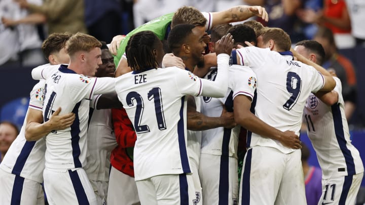 England celebrate Jude Bellingham's dramatic equaliser