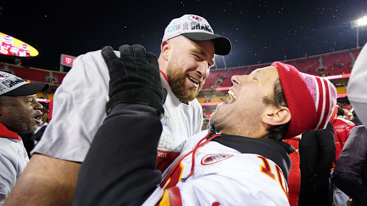 Jan 29, 2023; Kansas City, Missouri, USA; Kansas City Chiefs tight end Travis Kelce (87) celebrates with actor Paul Rudd after winning the AFC Championship game against the Cincinnati Bengals at GEHA Field at Arrowhead Stadium. Mandatory Credit: Jay Biggerstaff-Imagn Images Jan 29, 2023; Kansas City, Missouri, USA; Kansas City Chiefs tight end Travis Kelce (87) celebrates with actor Paul Rudd after winning the AFC Championship game against the Cincinnati Bengals at GEHA Field at Arrowhead Stadium. Mandatory Credit: Jay Biggerstaff-Imagn Images