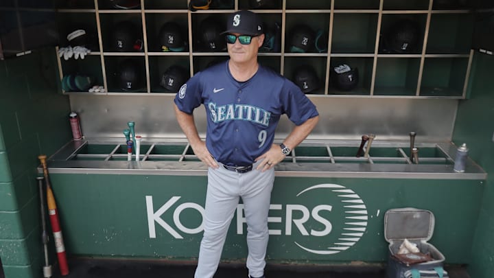 Seattle Mariners manager Scott Servais (9) looks on from the dugout before the game against the Pittsburgh Pirates at PNC Park on Aug 18. Seattle Mariners manager Scott Servais (9) looks on from the dugout before the game against the Pittsburgh Pirates at PNC Park on Aug 18.