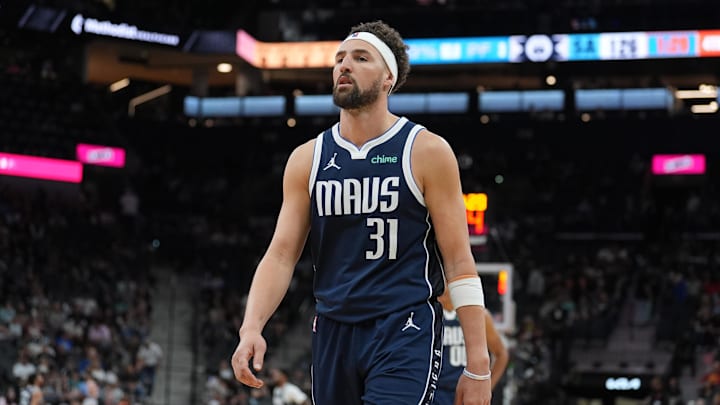 The Mavericks are favored at home on Sunday.