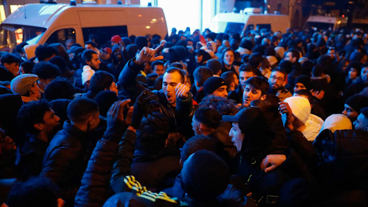 Riñas entre fanáticos franceses y marroquíes