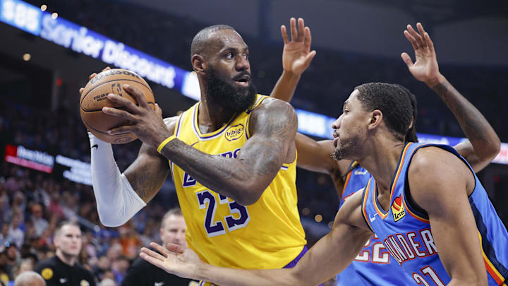 Aaron Wiggins and LeBron James 