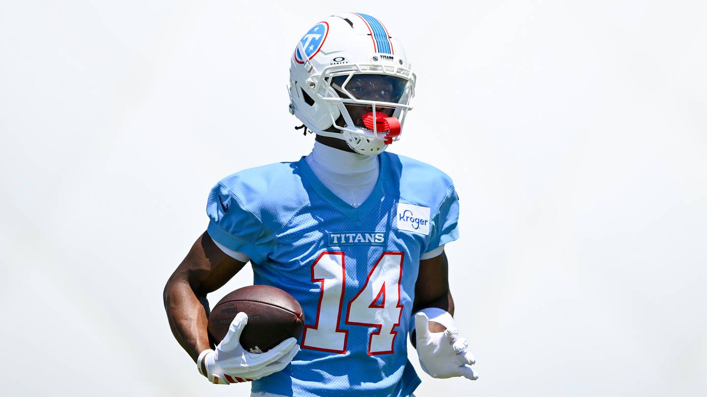 Titans 2026 Outlook: The Debate Between Winning Now and Drafting Winners Later