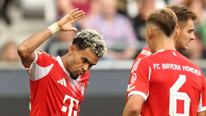 Luis Diaz und Joshua Kimmich beim Torjubel Luis Diaz und Joshua Kimmich beim Torjubel