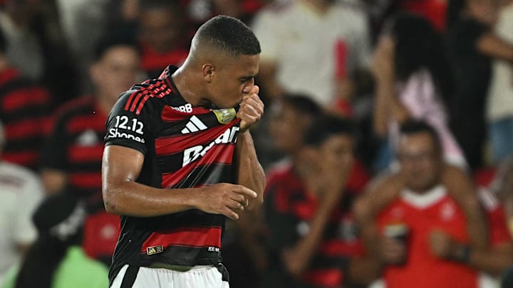 Gol de Samuel Lino abriu caminho para a festa