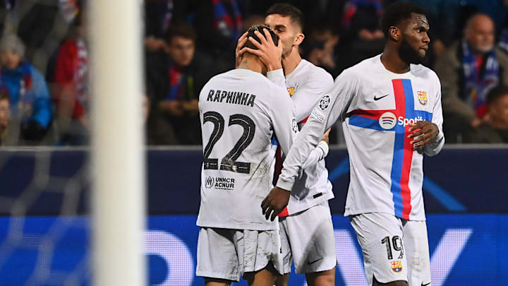 Raphinha participou de dois dos três gols na vitória do Barça