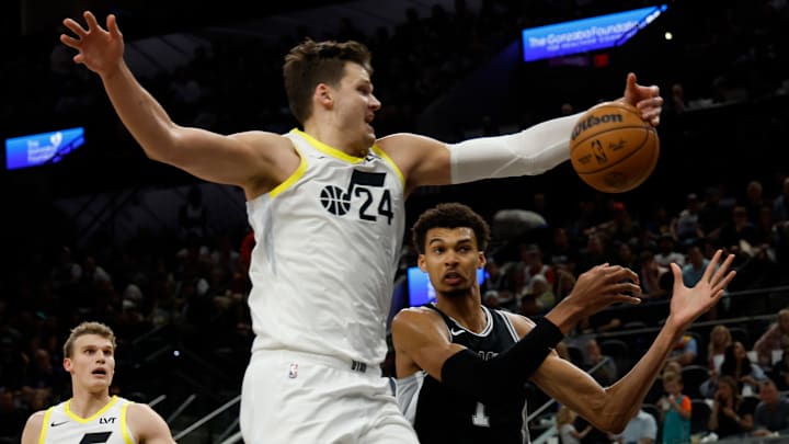 Utah Jazz  v San Antonio Spurs