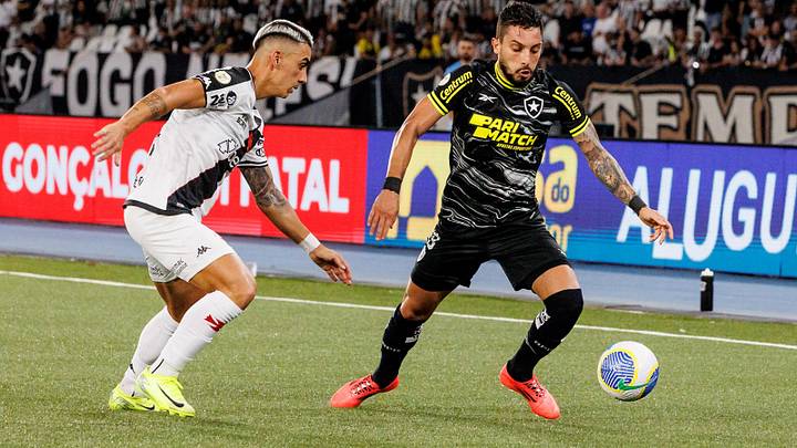 Vasco e Botafogo disputam vaga nas semis do Cariocão Vasco e Botafogo disputam vaga nas semis do Cariocão