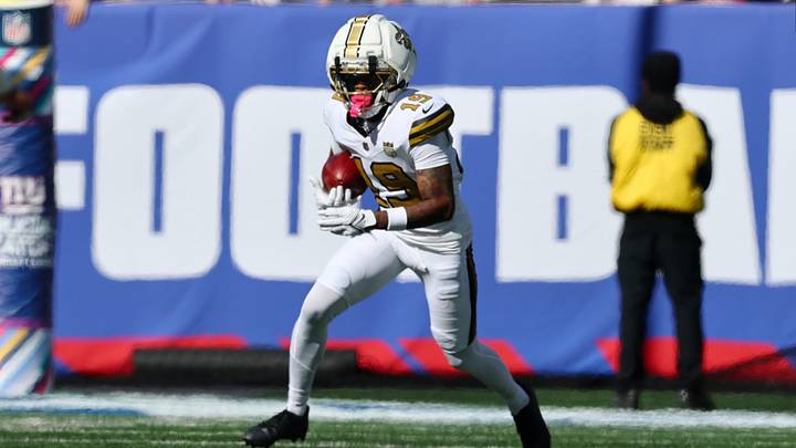 Oct 18, 2026; East Rutherford, New Jersey, USA; New Orleans Saints wide receiver Barion Brown (19) returns a punt against the New York Giants during the first quarter at MetLife Stadium. Mandatory Credit: Vincent Carchietta-Imagn Images Oct 18, 2026; East Rutherford, New Jersey, USA; New Orleans Saints wide receiver Barion Brown (19) returns a punt against the New York Giants during the first quarter at MetLife Stadium. Mandatory Credit: Vincent Carchietta-Imagn Images