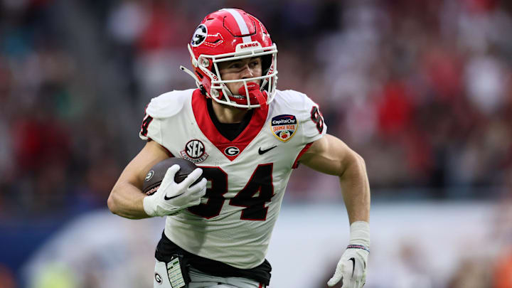 Dec 30, 2023; Miami Gardens, FL, USA; Georgia Bulldogs wide receiver Ladd McConkey (84) makes a