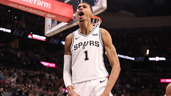 Dallas Mavericks v San Antonio Spurs