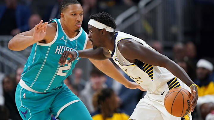 Charlotte Hornets v Indiana Pacers
