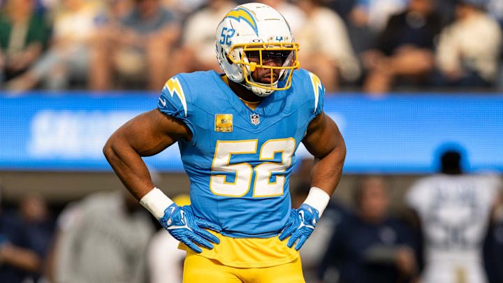 Tennessee Titans v Los Angeles Chargers