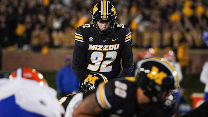 Nov 18, 2023; Columbia, Missouri, USA; Missouri Tigers place kicker Harrison Mevis (92) kicks a field goal against the Florida Gators during the first half at Faurot Field at Memorial Stadium. Mandatory Credit: Denny Medley-Imagn Images Nov 18, 2023; Columbia, Missouri, USA; Missouri Tigers place kicker Harrison Mevis (92) kicks a field goal against the Florida Gators during the first half at Faurot Field at Memorial Stadium. Mandatory Credit: Denny Medley-Imagn Images