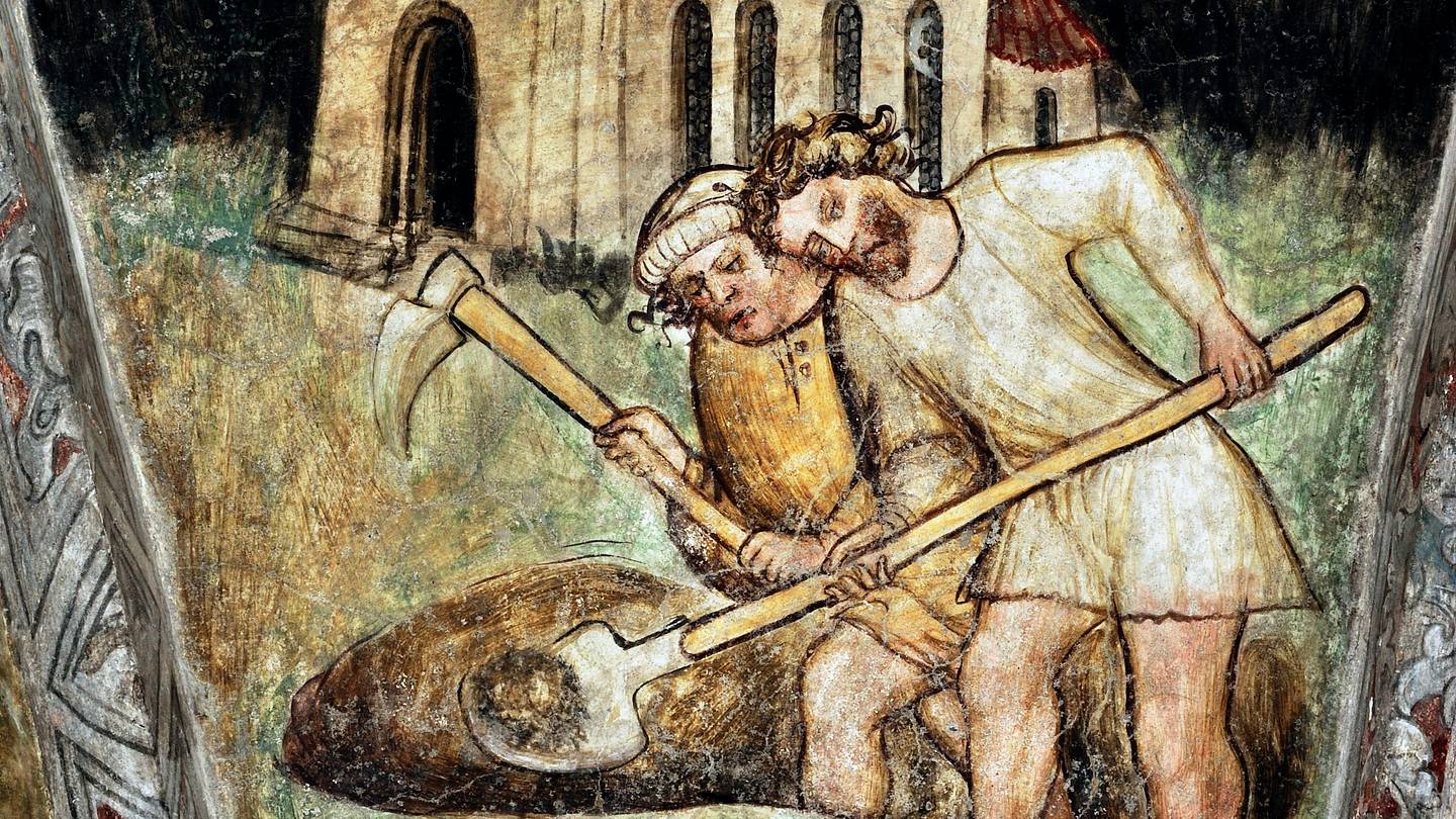 6 Household Items Every Medieval Family Owned