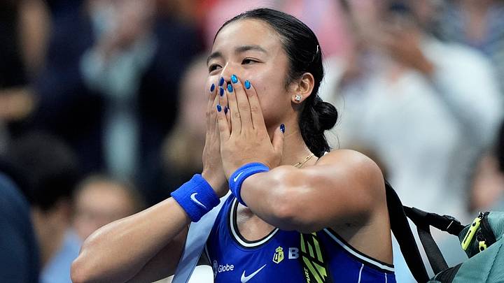 Alexandra Eala acknowledges the crowd after losing her third-round match against Iva Jovic of the U.S. REUTERS/Eduardo Munoz