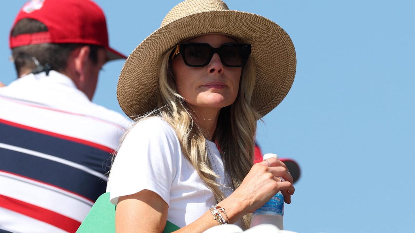 Rory McIlroy’s Wife Erica Stoll Got ‘Pissed Off’ With Tiger Woods’ Late Night Texts