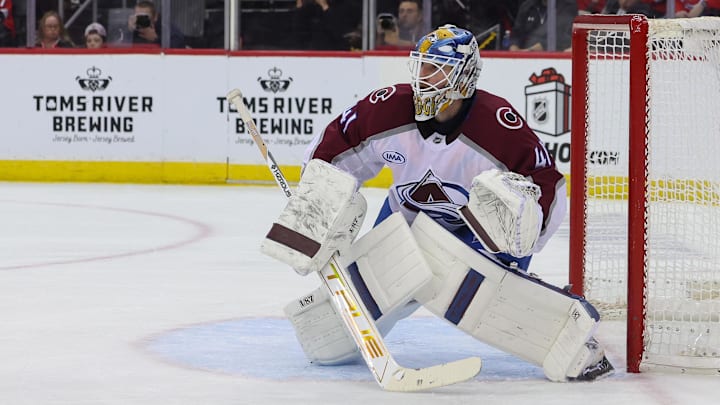 Dec 8, 2024; Newark, New Jersey, USA; Colorado Avalanche goaltender Scott Wedgewood (41) defends his net against the New Jersey Devils during the second period at Prudential Center. Mandatory Credit: Ed Mulholland-Imagn Images Dec 8, 2024; Newark, New Jersey, USA; Colorado Avalanche goaltender Scott Wedgewood (41) defends his net against the New Jersey Devils during the second period at Prudential Center. Mandatory Credit: Ed Mulholland-Imagn Images